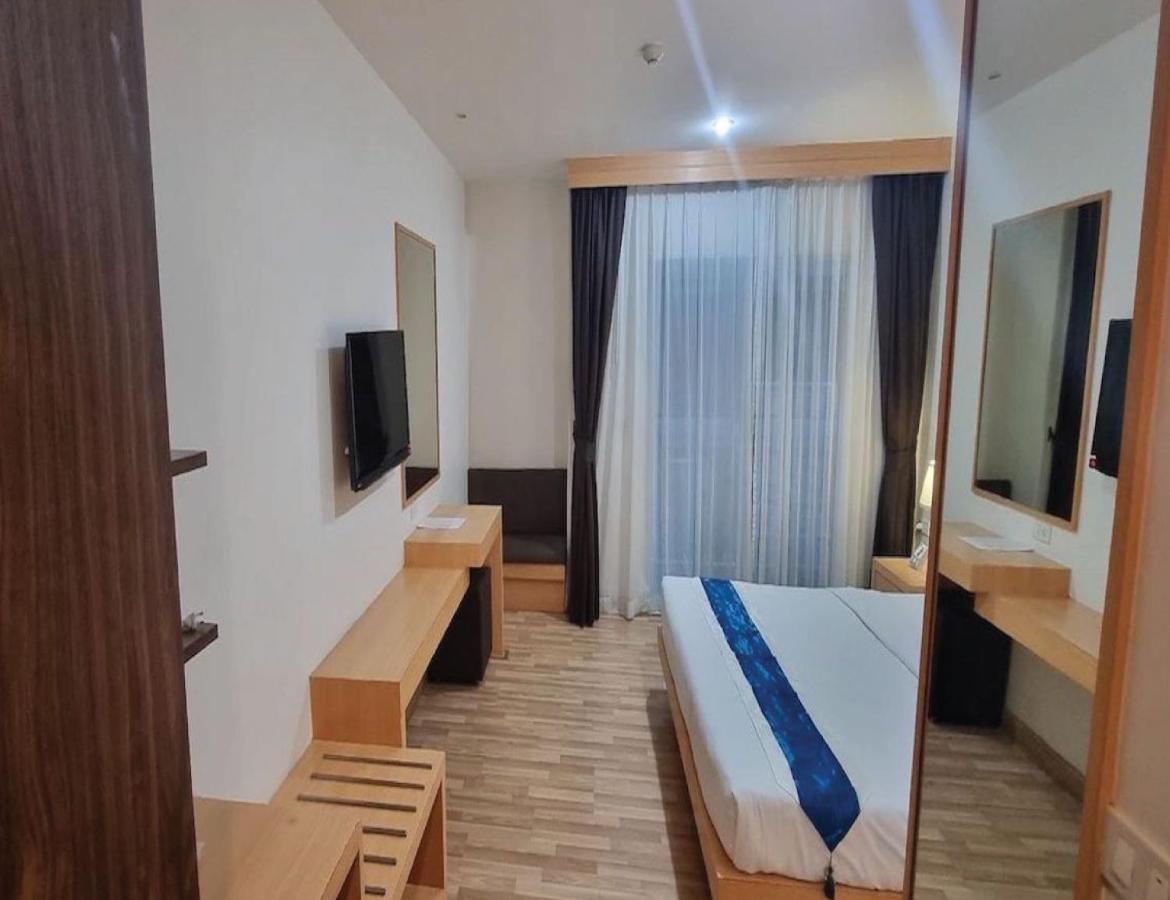 Icheck Inn Central Patong Ngoại thất bức ảnh