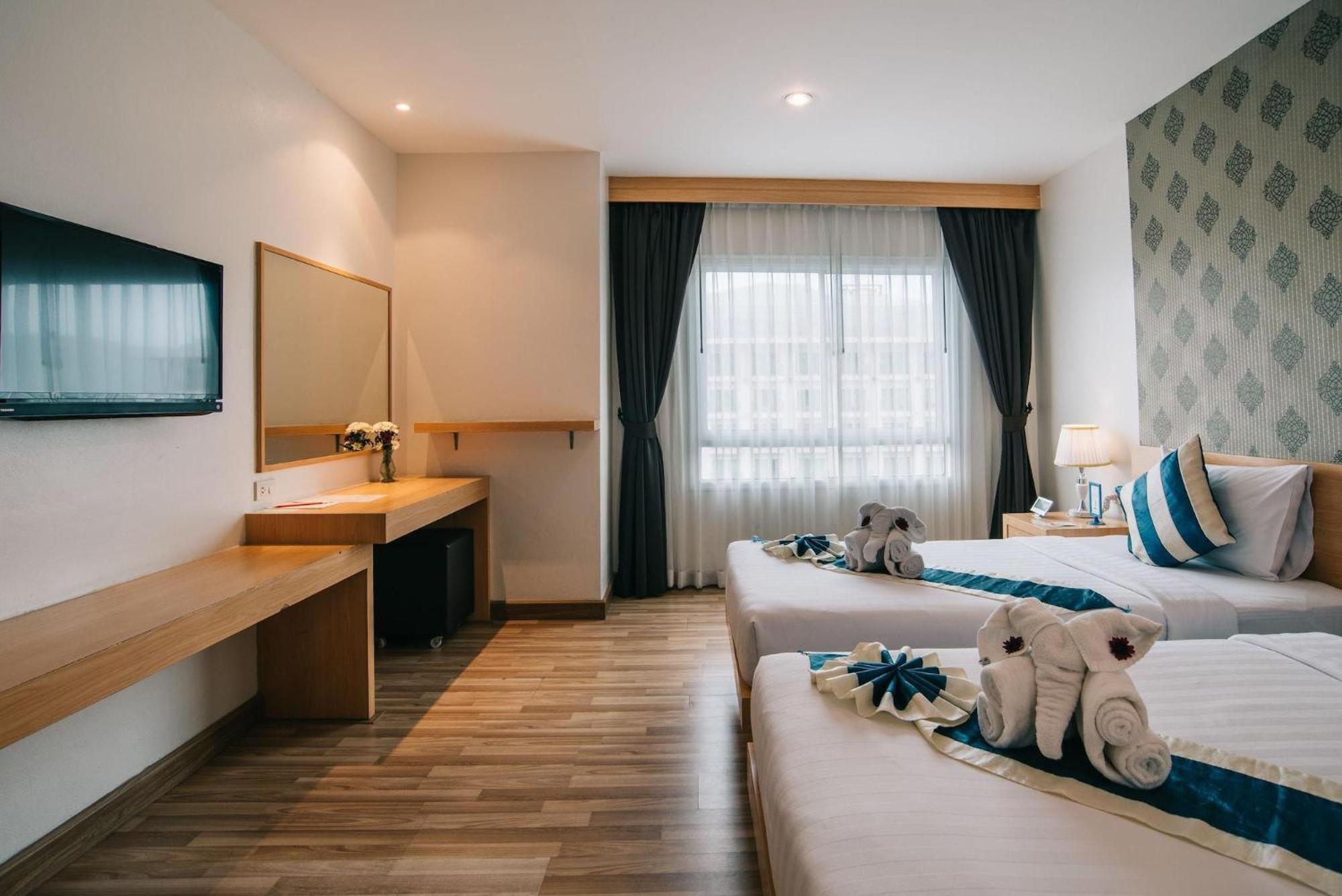 Icheck Inn Central Patong Ngoại thất bức ảnh